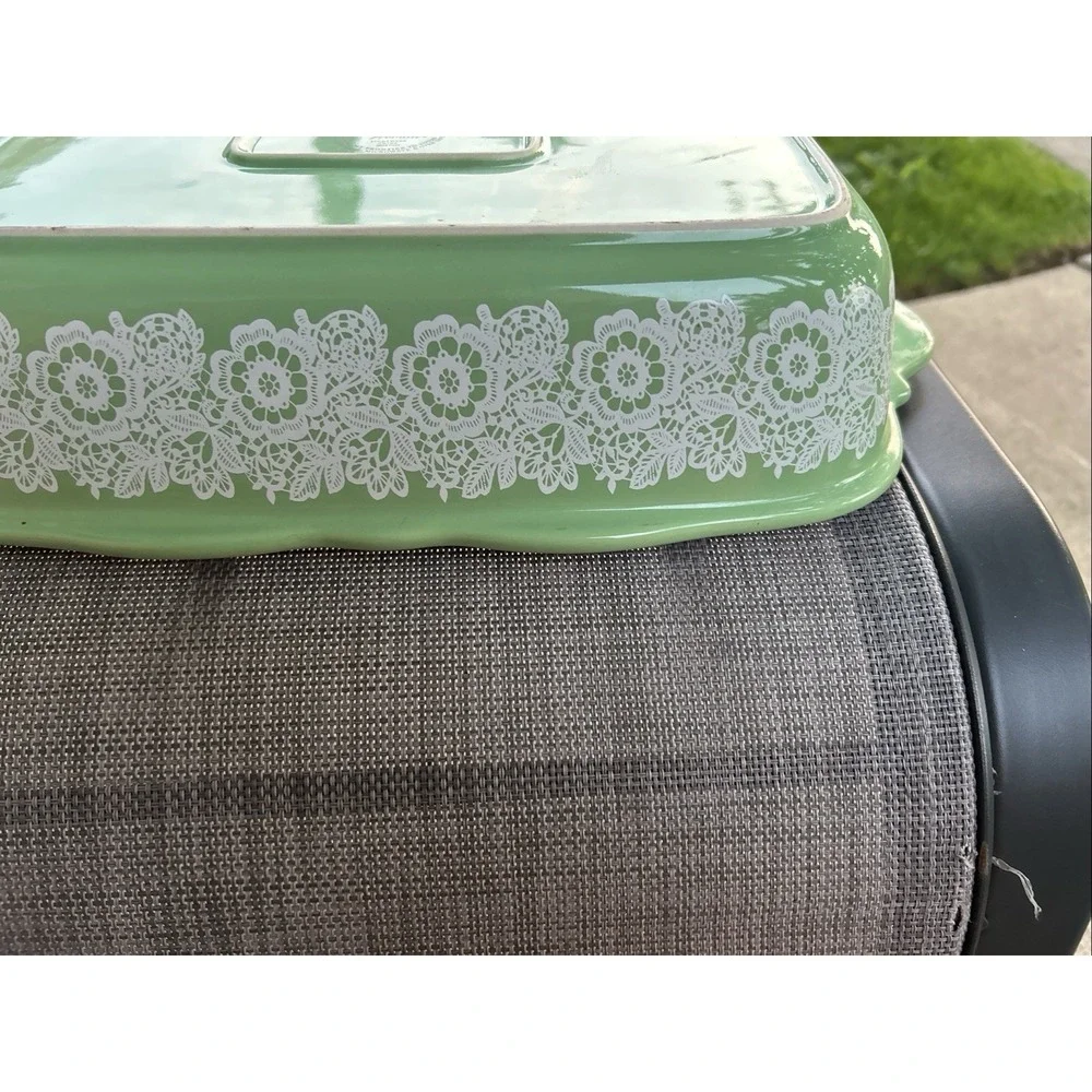 Pioneer Woman Rectangular Stoneware Christmas Merry Meadows Casserole Dish
